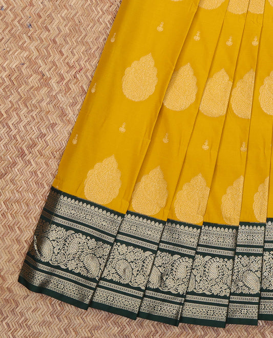 Yellow Budget Silk Saree, Woven with Zari Buttas, a Contrast Traditional Zari Border, Grand Pallu, and a Contrast Blouse