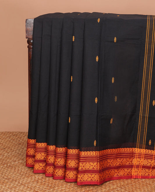 Black thread buttas Chettinad cotton saree, thread-woven border of paisleys & floral designs, & pallu of buttas & stripes
