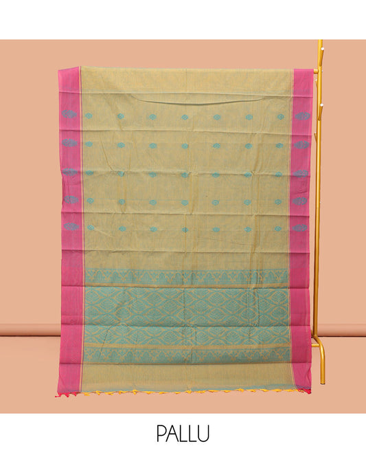 Green Kanchi Cotton Saree, Ornamented with Buttas, Complemented by a Contrast Border, Ogee-Patterned Pallu, and a Matching Blouse