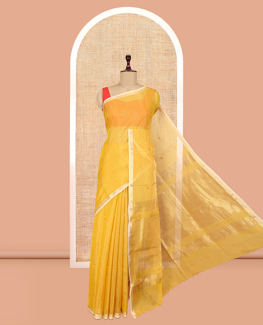 Yellow Maheshwari Cotton Saree, Subtly Woven with Zari Buttas, a Contrast Piping Zari Border, Pallu of Zari Design, and a Matching Blouse