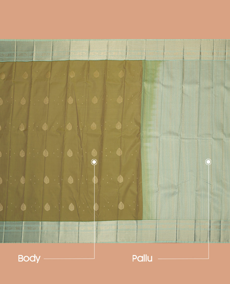 Green Budget Silk Saree, Detailed with Zari Buttas, Complemented by a Contrast Traditional Zari Border, Grand Pallu, and Contrast Blouse