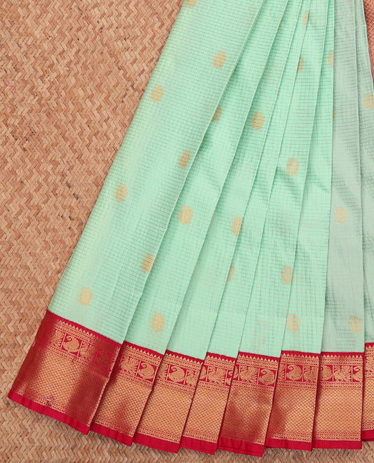Green Budget Silk Saree, Woven with Zari Buttas and Checks, Complemented by a Contrast Traditional Zari Border, Grand Pallu, and a Contrast Blouse