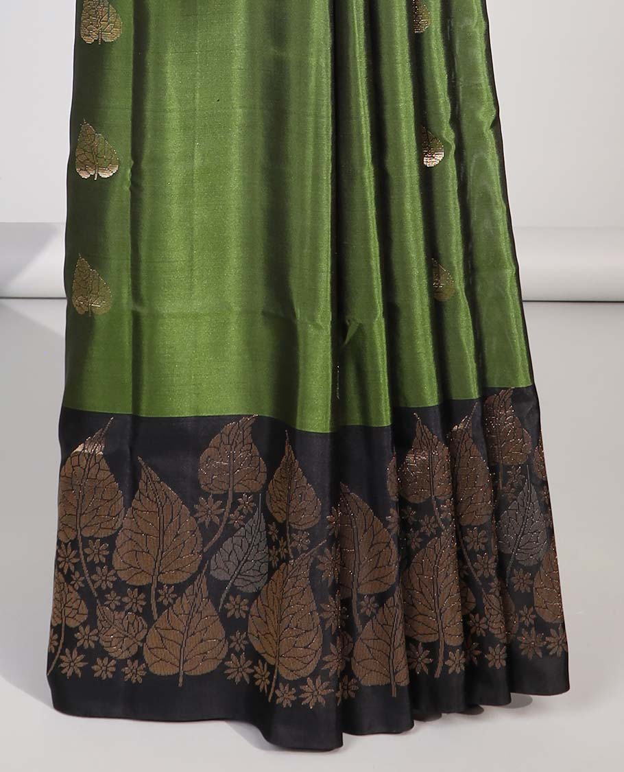 Green leaf buttas soft silk saree with contrast zari border & geometric design pallu