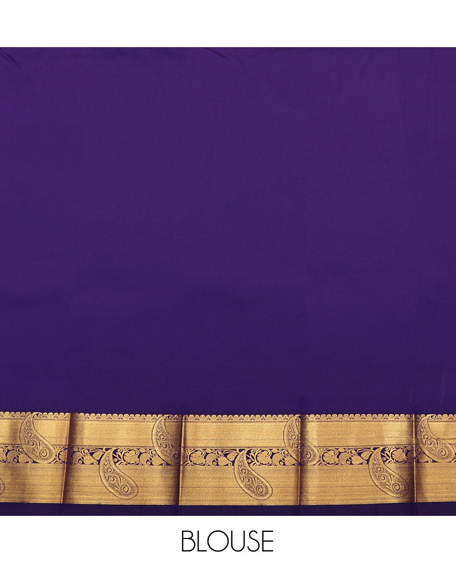 Green Budget Silk Saree, Meticulously Crafted with Leaf Buttas, Complemented by a Contrast Paisley Zari Border, Intricate Pallu, and Contrast Blouse