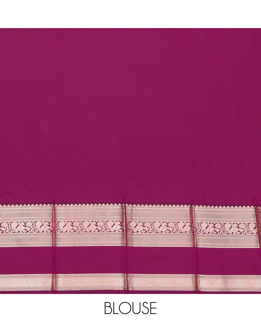 Green Budget Silk Saree, Mesmerized with Zari Buttas, Complemented by a Contrast Traditional Zari Rettai Pettu Border, Grand Pallu, and a Contrast Blouse