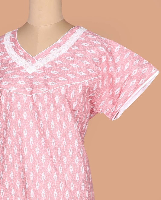 Baby pink buttas printed with leaf-neck embroidered half-sleeve cotton nighty