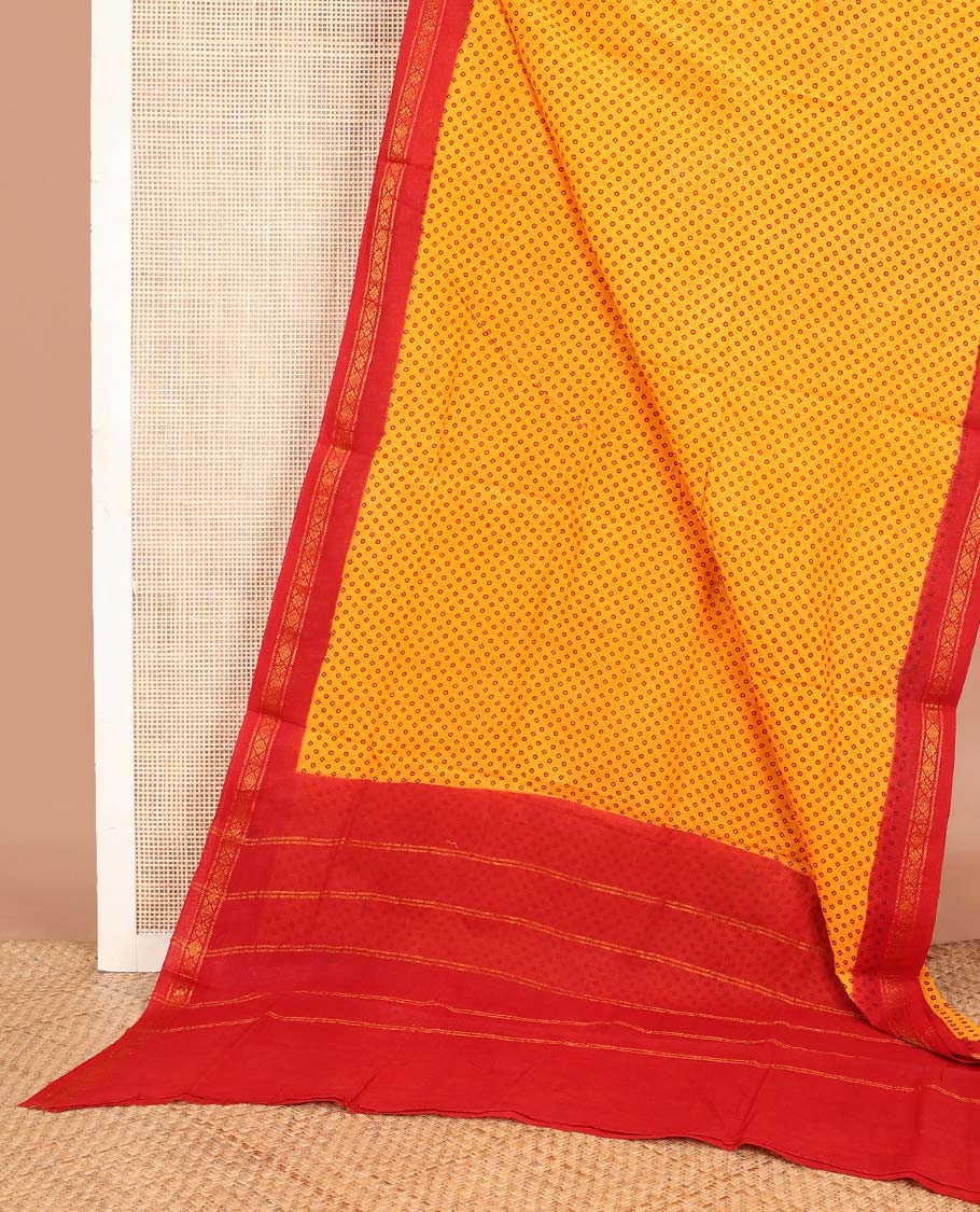 Yellow buttas Sungudi cotton saree, contrast traditional zari border & zari striped pallu