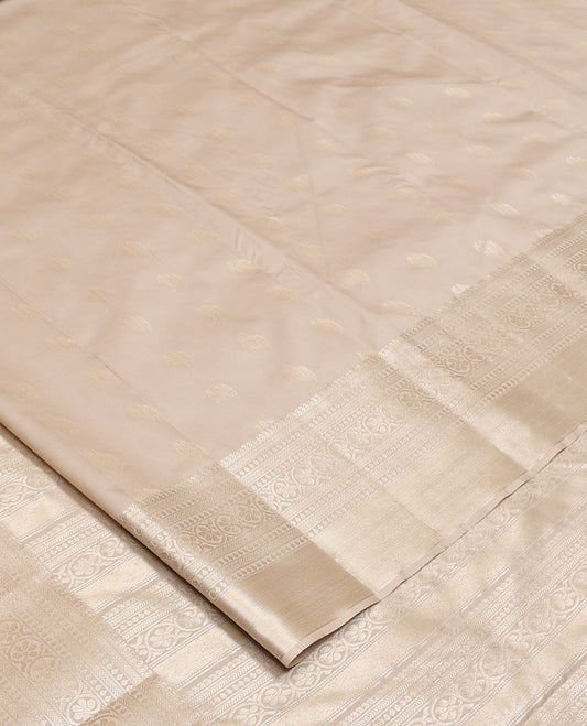 Cream zari buttas Vasundhara silk mix saree, intricate pallu, and zari border of manga, kathir, thilakam, banaras, and kodi visiry, and intricate pallu