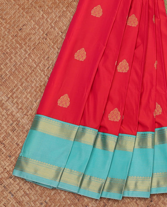 Red Budget Silk Saree, Gleamed Up with Zari Buttas, Complemented by a Contrast Traditional Zari Rettai Pettu Border, Jaal Pallu, and Contrast Blouse