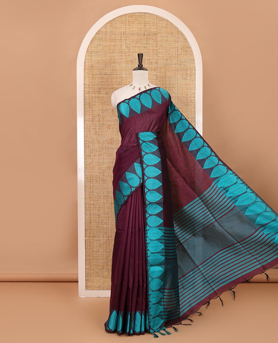 Purple plain jute cotton saree , contrast leaf thread butta border & lining seer pallu with tussels