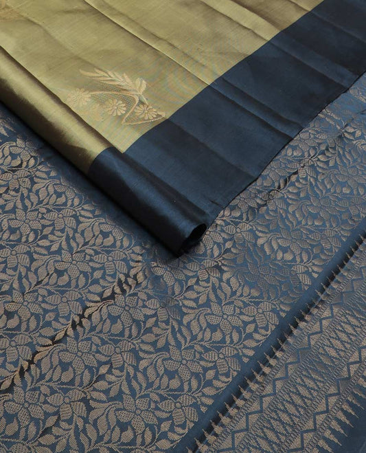 Green floral zari buttas silk mix saree, contrast floral zari design border & floral jaal pallu
