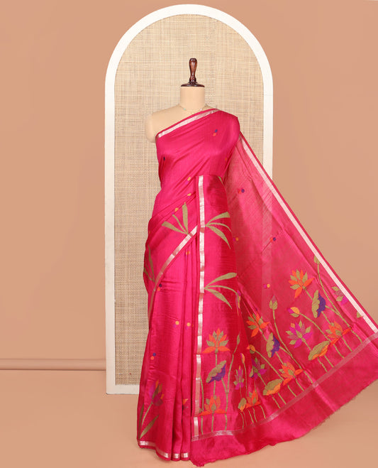 Rani Pink Matka Silk Saree, Delicately Woven with Meena Buttas and Jamdani Floral Design On Its Body, Subtle Piping Border, Pallu Features Jamdani Floral Weave, and Paired with a Contrast Blouse