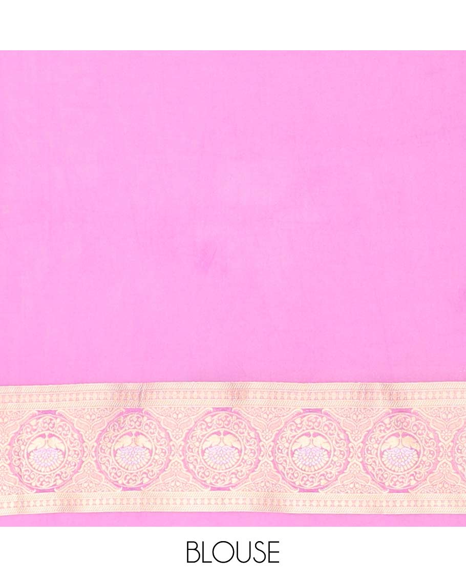 Green leaf motifs mushru silk saree with self floral design border & pallu of intricate zari design