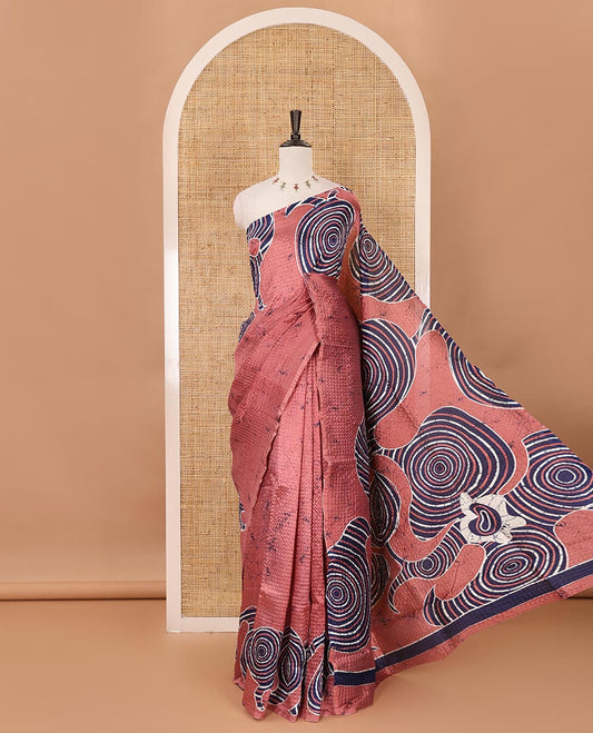 Borderless onion pink abstract-geometric printed crushed litchi saree, printed pallu & running blouse