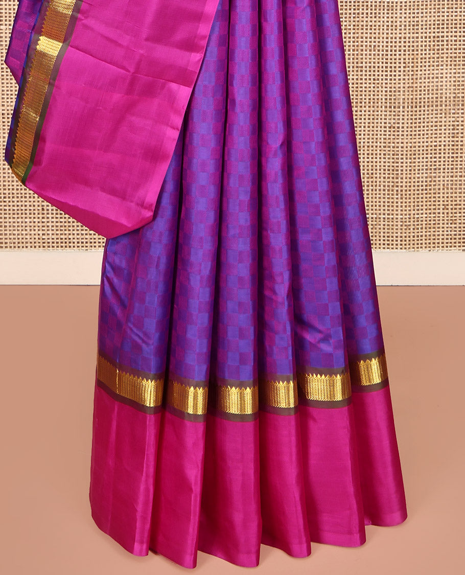 Blue-Pink Kanchipuram Silk Saree, Sparsely Woven with Paiyaadi Kattam on Its Body, Complemented by Contrast Kal Eragina Border of Rekku, and Vanki Designs, Zari-Striped Pallu, and Paired with a Contrast Blouse