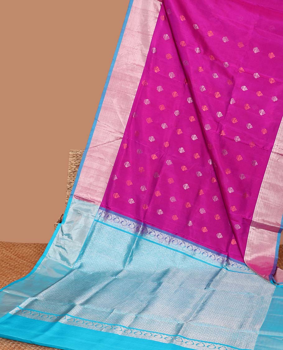Pink Leaf motifs vengatagiri pure silk saree , contrast bavanji border & pallu of aryle pattern