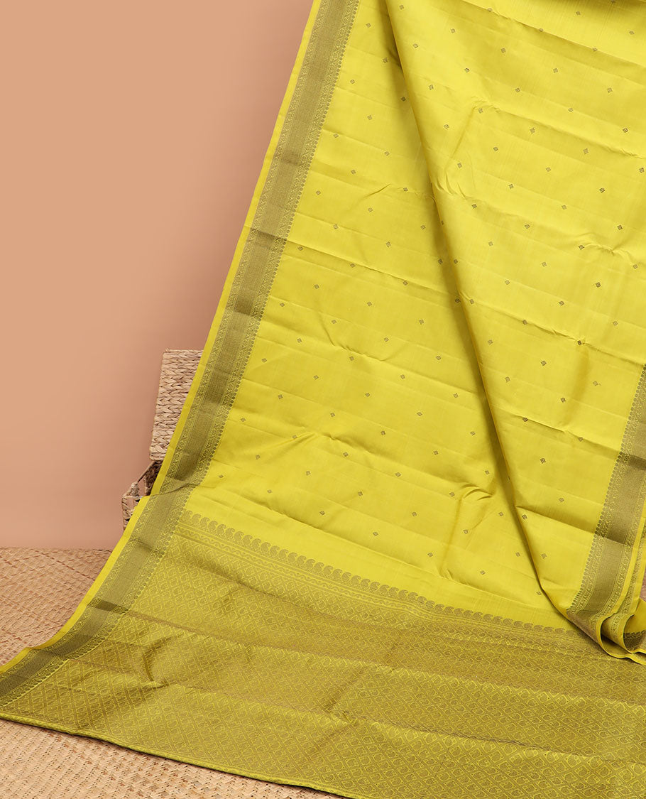 Green floral buttas kancheepuram silk saree with self border of thilakam mokku, muthu, banaras designs & zari design pallu
