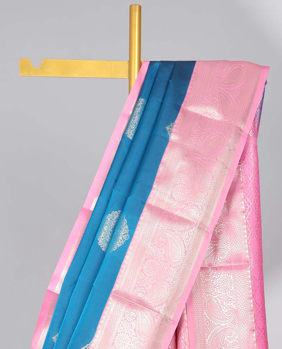 Blue floral motifs gift saree with contrast paisley border & intricate zari design pallu