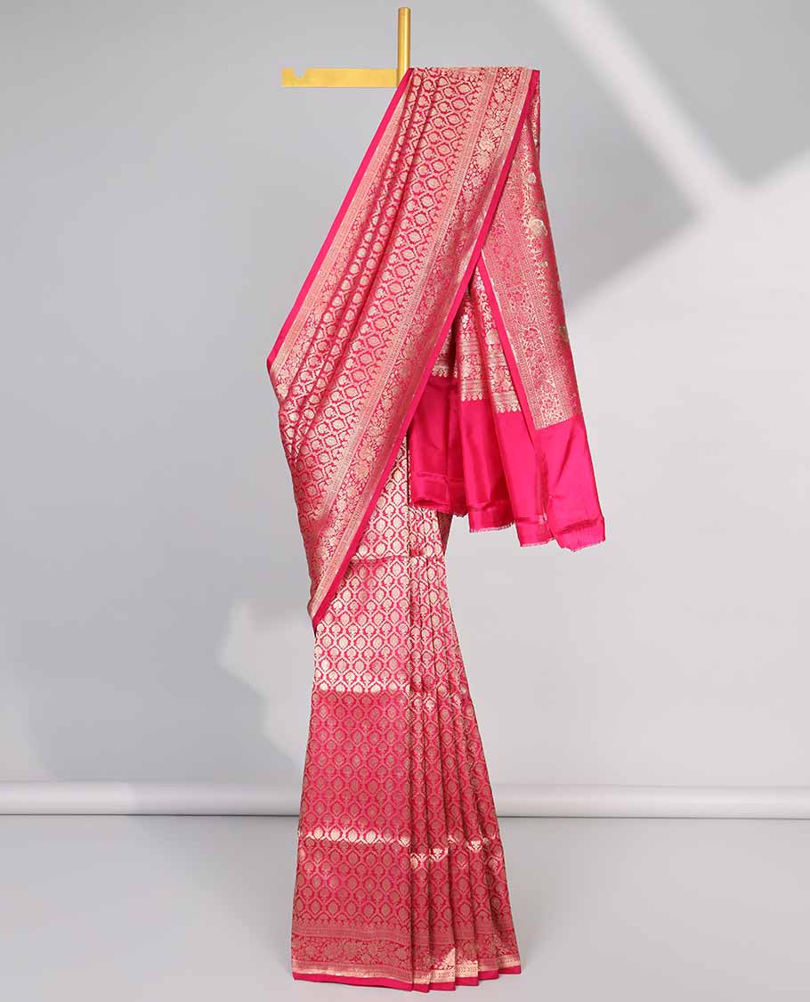 Pink ogee pattern jacquard with self intricate zari border & floral zari design pallu