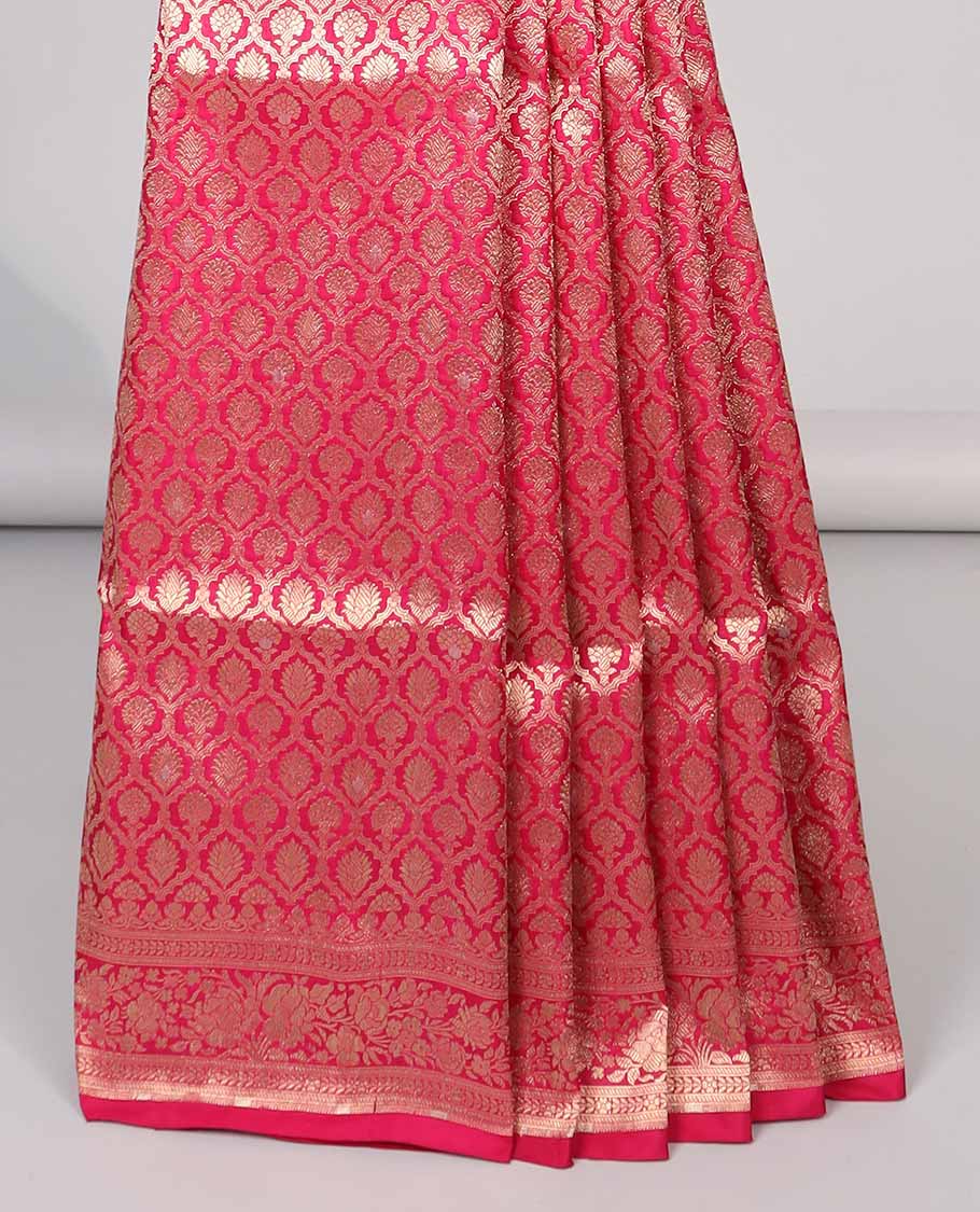 Pink ogee pattern jacquard with self intricate zari border & floral zari design pallu