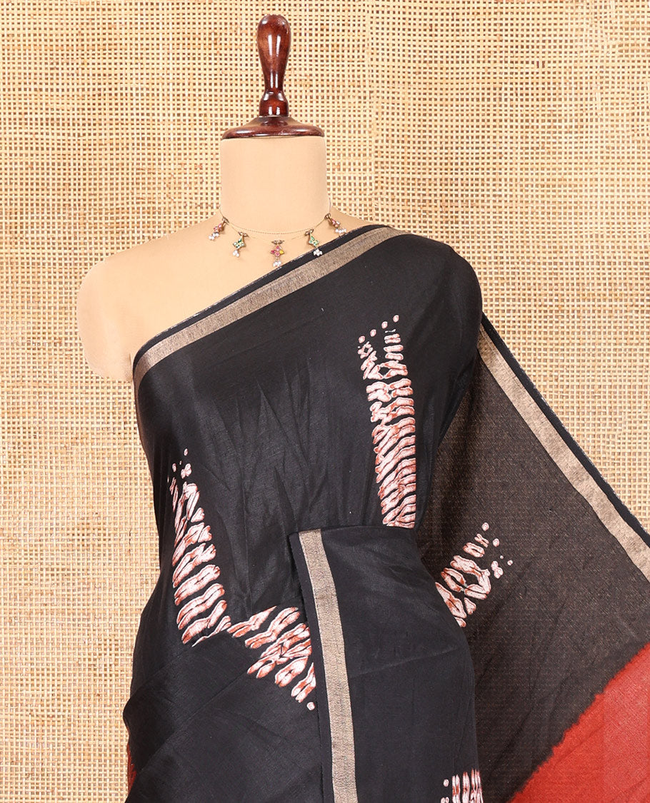 Maroon Muslin Cotton Saree, Elevated with Shibori Print, a Piping Border, Butterfly Motifs Pallu and a Contrast Blouse