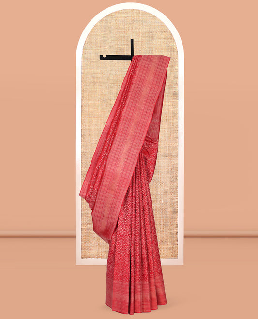 Red Kanchipuram Wedding Silk Saree, Meticulously Crafted with Jacquard Design, a Self-Border of Traditional Designs, Grand Pallu, and a Matching Blouse
