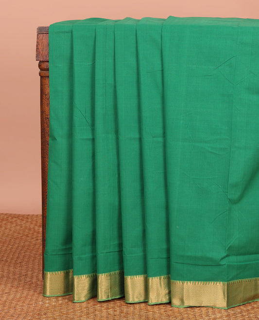 Green Plain Mangalagiri Cotton Saree, Accentuated with Temple Zari Border, Gleaming Zari Pallu, and Paired with a Matching Blouse