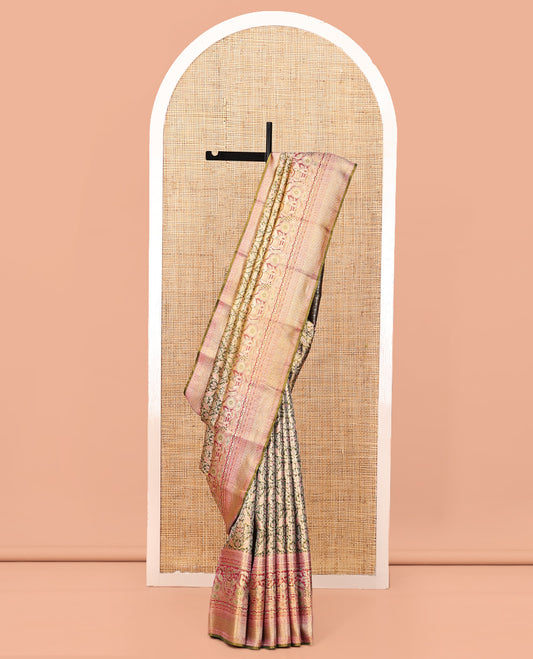 Green Kanchipuram Tissue Silk Saree, Finely Crafted with Floral Jacquard, Complemented by a Contrast Peacock Design Border, Intricately Designed Pallu, and a Contrast Blouse
