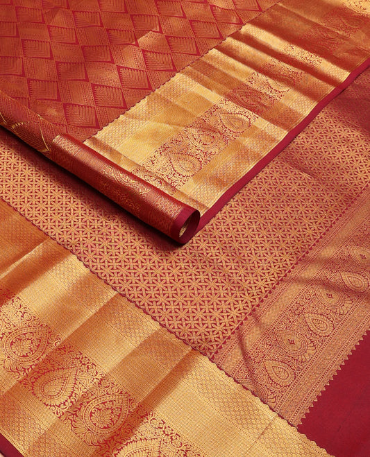 Red jacquard wedding silk saree, intricate pallu & zari border of muthu, mayil kann, kuyil kann & kodi visiry