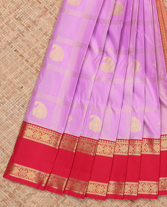 Lavender Budget Silk Saree, Crafted with Zari Buttas and Checks, Complemented by a Contrast Traditional Rettai Pettu Zari Border, Grand Pallu, and Contrast Blouse