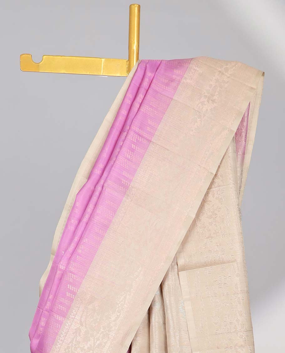 Pink buttas soft silk saree with contrast border & intricate zari design pallu