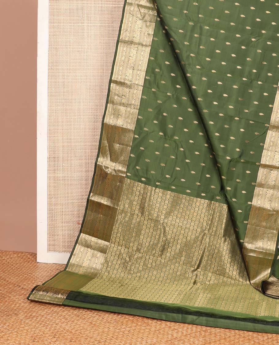 Green zari buttas Vasundhara silk mix saree, zari border of rekku,muthu & kodi siry designs & chakram motifs steeped pallu