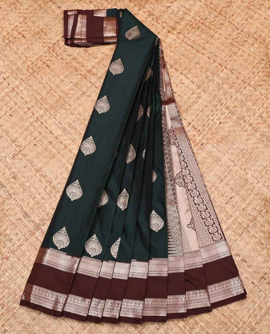 Green Budget Silk Saree, Boldly Accentuated with Zari Buttas, Complemented by a Contrast Traditional Zari Rettai Pettu Border, Grand Pallu, and Contrast Blouse