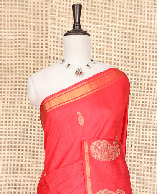 Red Dupion Silk Saree, Mesmerized with Decorated-Paisley Buttas All Over Its Body, Complemented by a Pallu of Jaal Designs, and Paired with a Matching Blouse