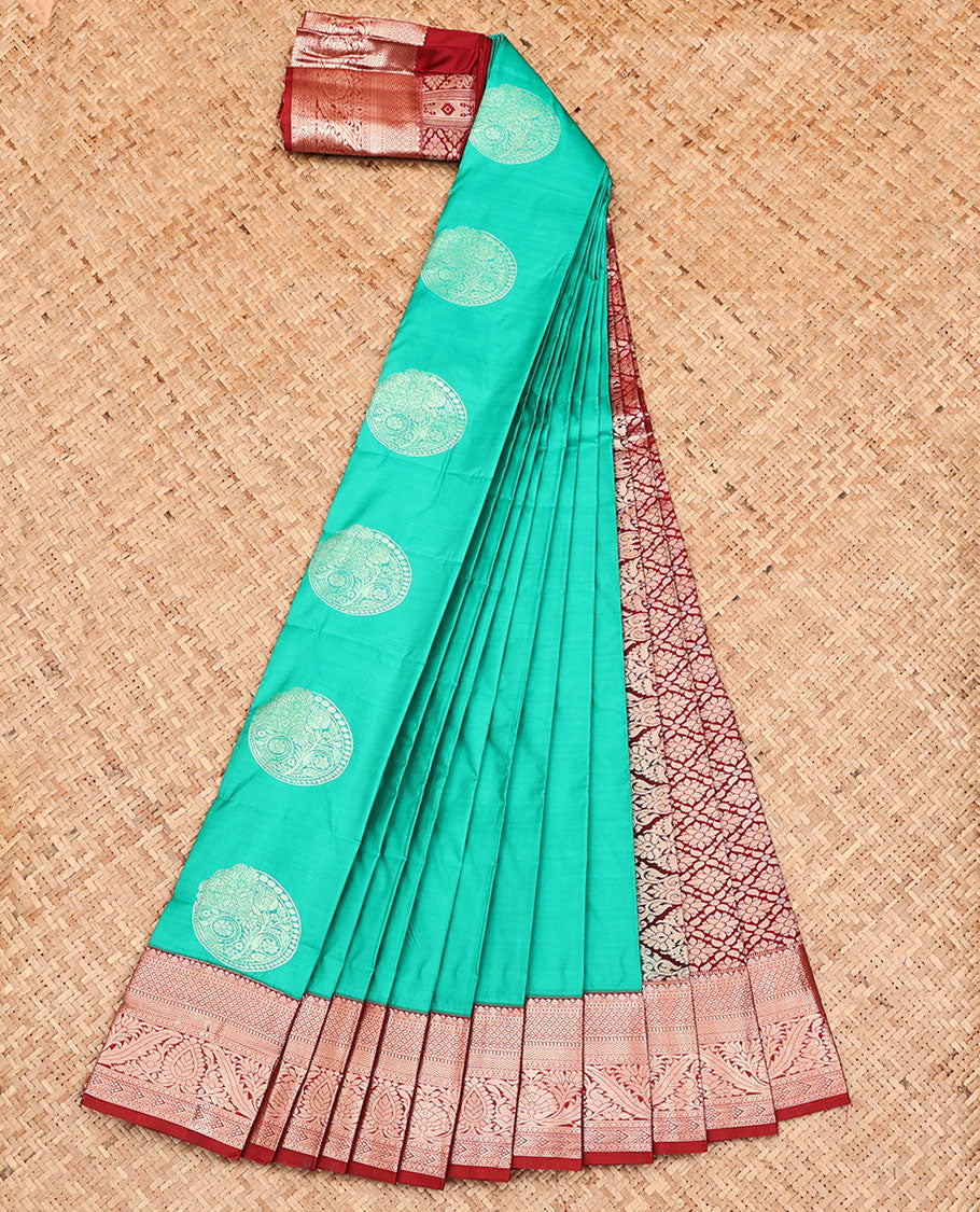 Green Budget Silk Saree, Detailed with Zari Buttas, Captivating Contrast Traditional Zari Design Border, Grand Jaal Pallu, and Has a Contrast Blouse