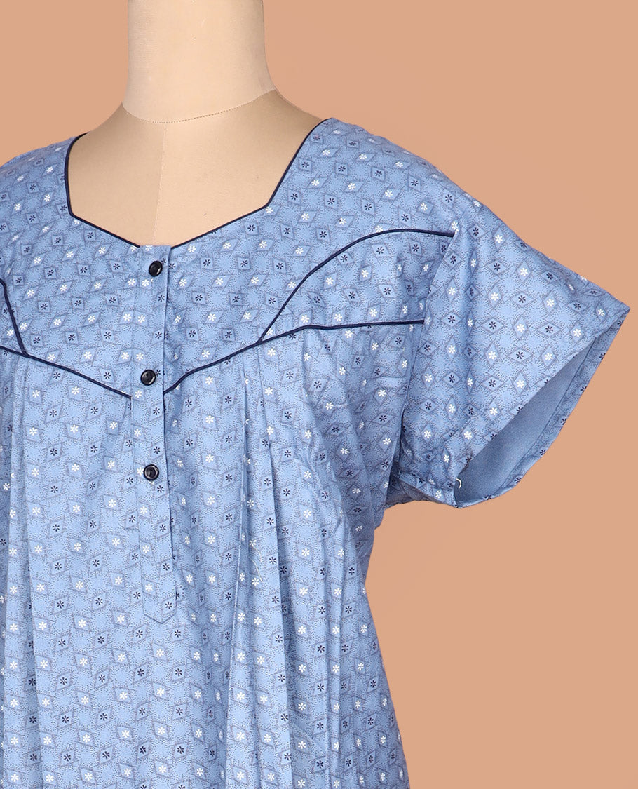 Blue diamond patterns printed with half-hexogon shape neck half-sleeve cotton nighty