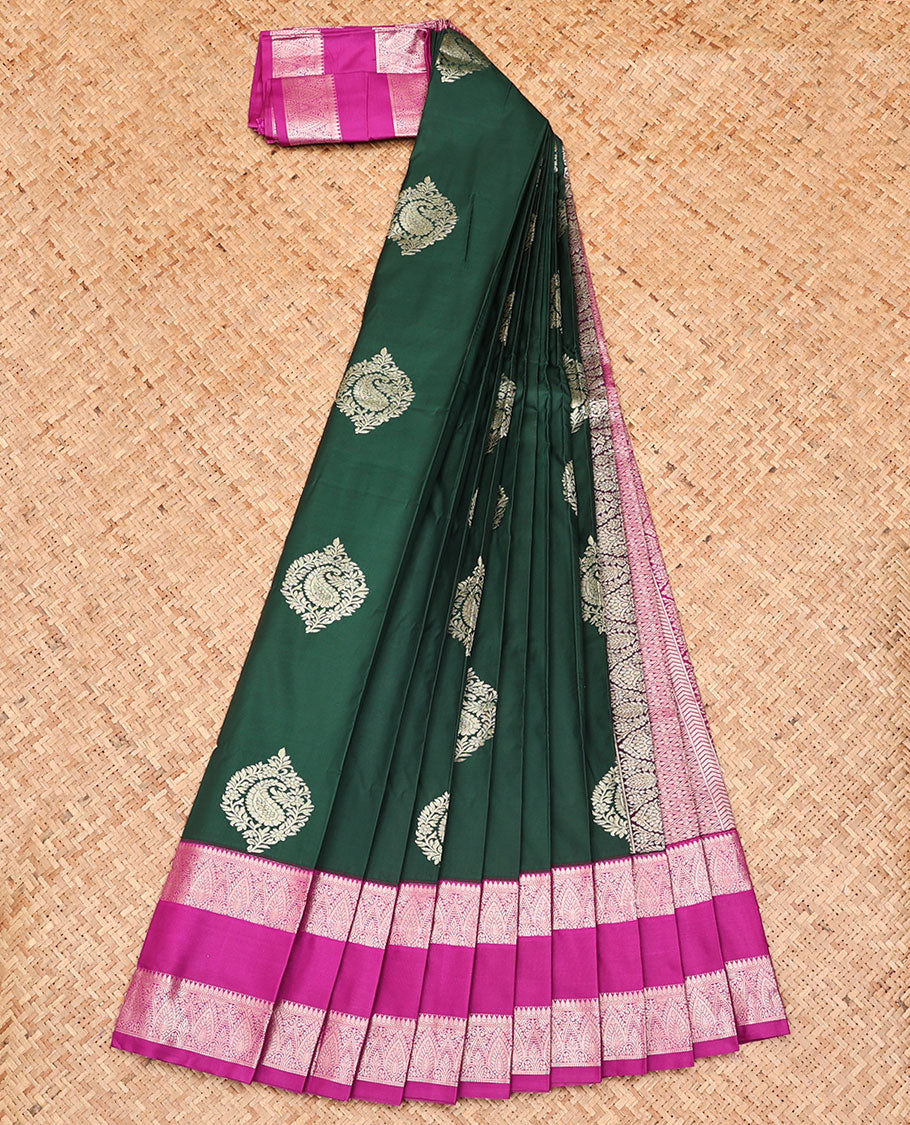 Green Budget Silk Saree, Bedecked with Zari Buttas, Captivating Contrast Traditional Zari Design Rettai Pettu Border, Grand Pallu, and Has a Contrast Blouse