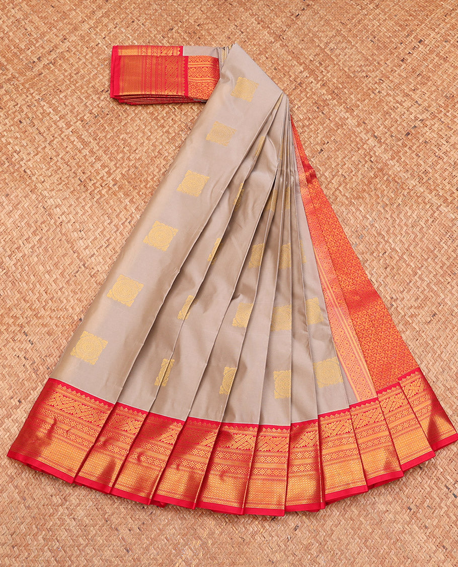 Grey Budget Silk Saree, Embellished with Zari Buttas, Complemented by a Contrast Traditional Zari Border, Grand Pallu, and a Contrast Blouse