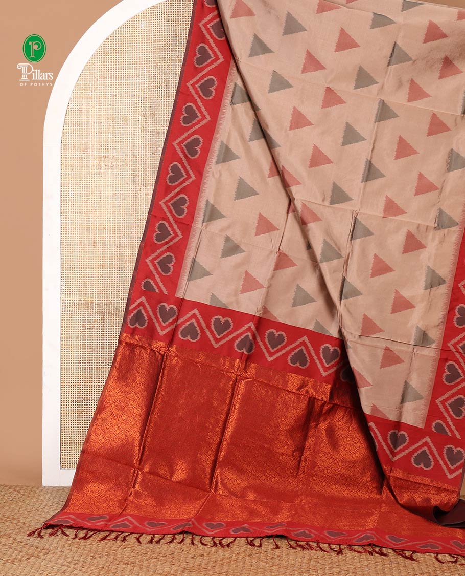 Beige pochampally triangle motifs mulberry silksaree,contrast pochampally design satin thread weave border & zari-rich intricate pallu