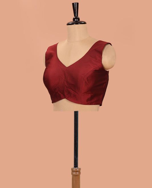 Maroon Plain Readymade Blouse Featuring a Front Leaf-Neck, Back Leaf-Neck, and Sleeveless Hand