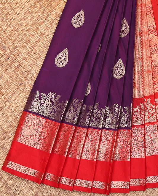 Purple Budget Silk Saree, Artfully Detailed with Zari Buttas on Its Body, Complemented by a Contrast Traditional Zari Designs Woven Rettai Pettu Border, Grand Pallu of Jaal Designs, and Paired with a Contrast Blouse