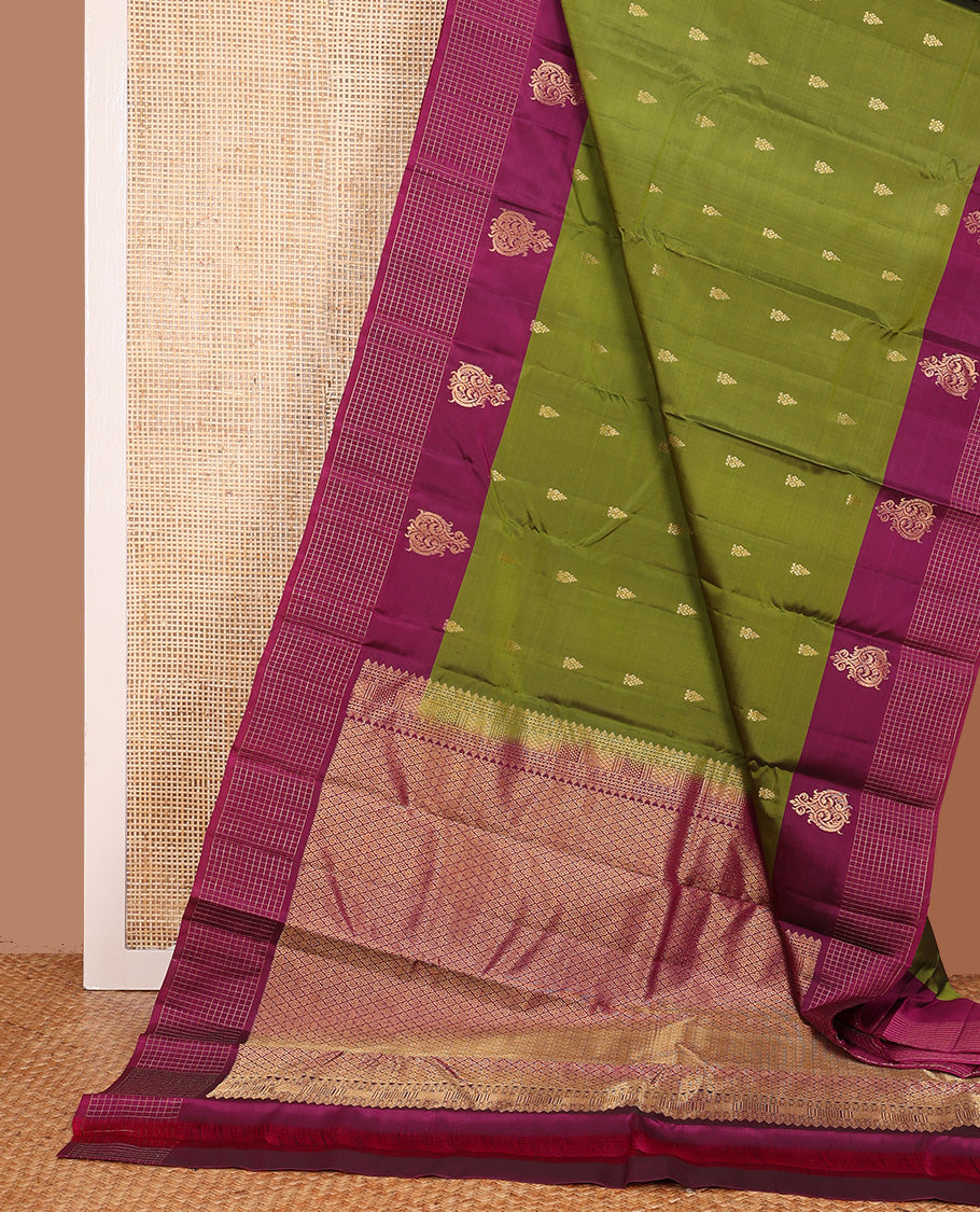Green zari buttas Vasundhara silk mix saree, contrast zari border and pallu of jaal pallu