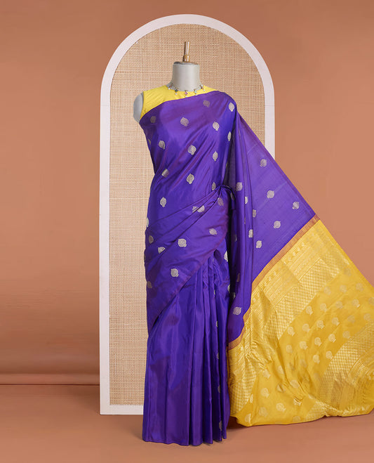 Borderless violet zari buttas gadwal silk saree, contrast pallu steeped with intricate designs