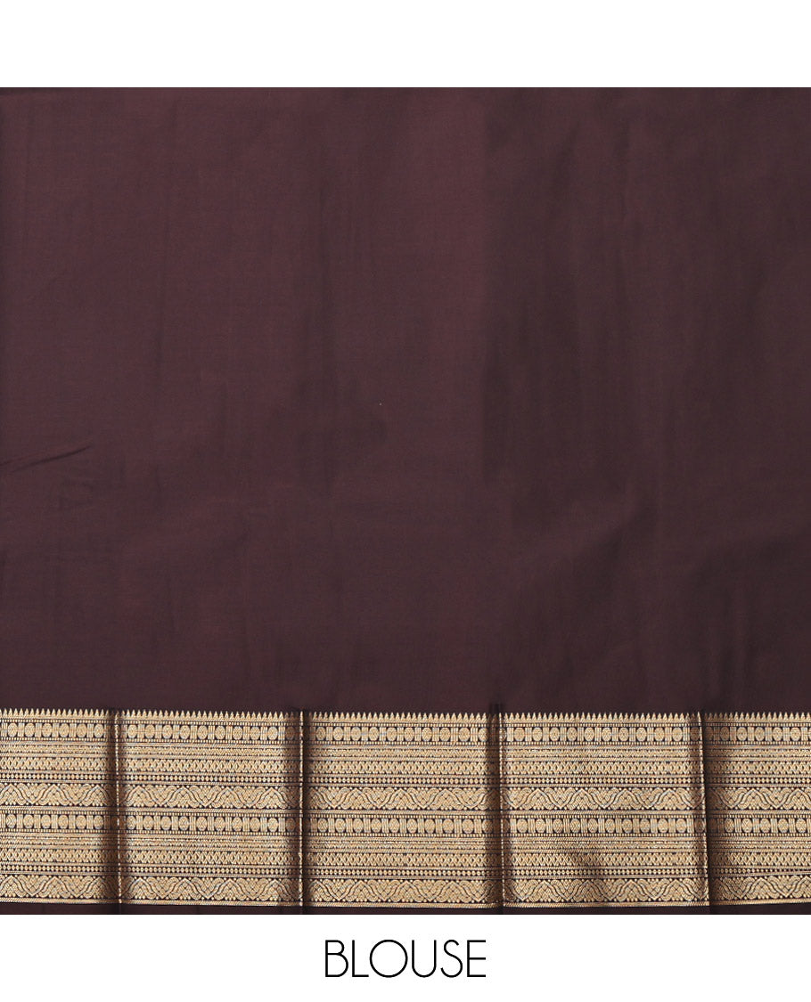 Green Budget Silk Saree, Elevated with Zari Buttas, Complemented by a Contrast Traditional Zari Border, Jaal Pallu, and a Contrast Blouse