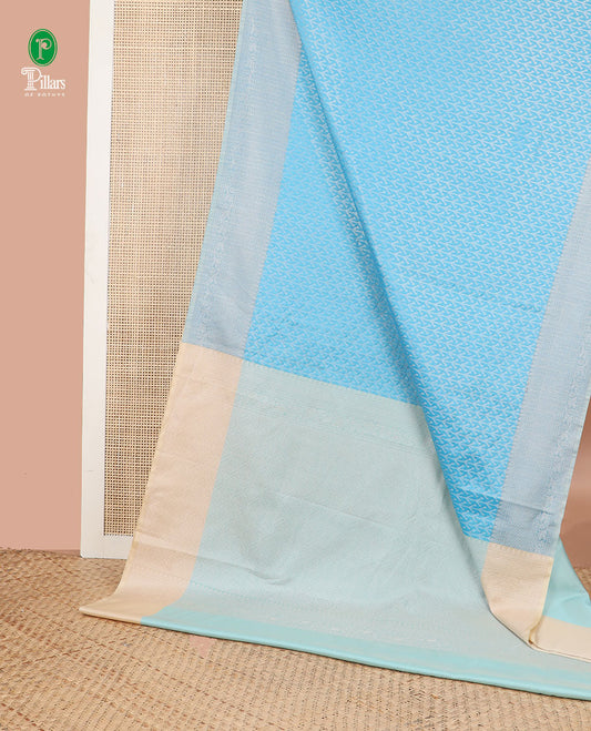 Light blue silver zari weaving silk cotton saree with self border & contrast pallu along with plain blouse