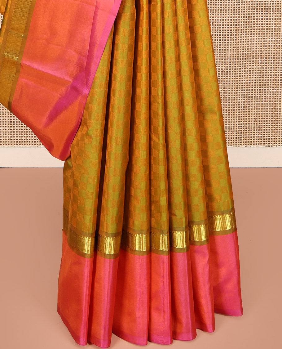 Green-Mustard Kanchipuram Silk Saree, Sparsely Woven with Paiyaadi Kattam on Its Body, Complemented by Contrast Kal Eragina Border of Rekku, and Vanki Designs, Zari-Striped Pallu, and Paired with a Contrast Blouse