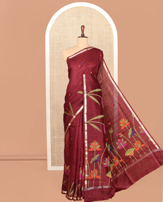 Coffee Brown Matka Silk Saree, Accentuated with Meena Buttas and Jamdani Floral Design On Its Body, Subtle Piping Border, Pallu Features Jamdani Floral Weave, and Paired with a Contrast Blouse
