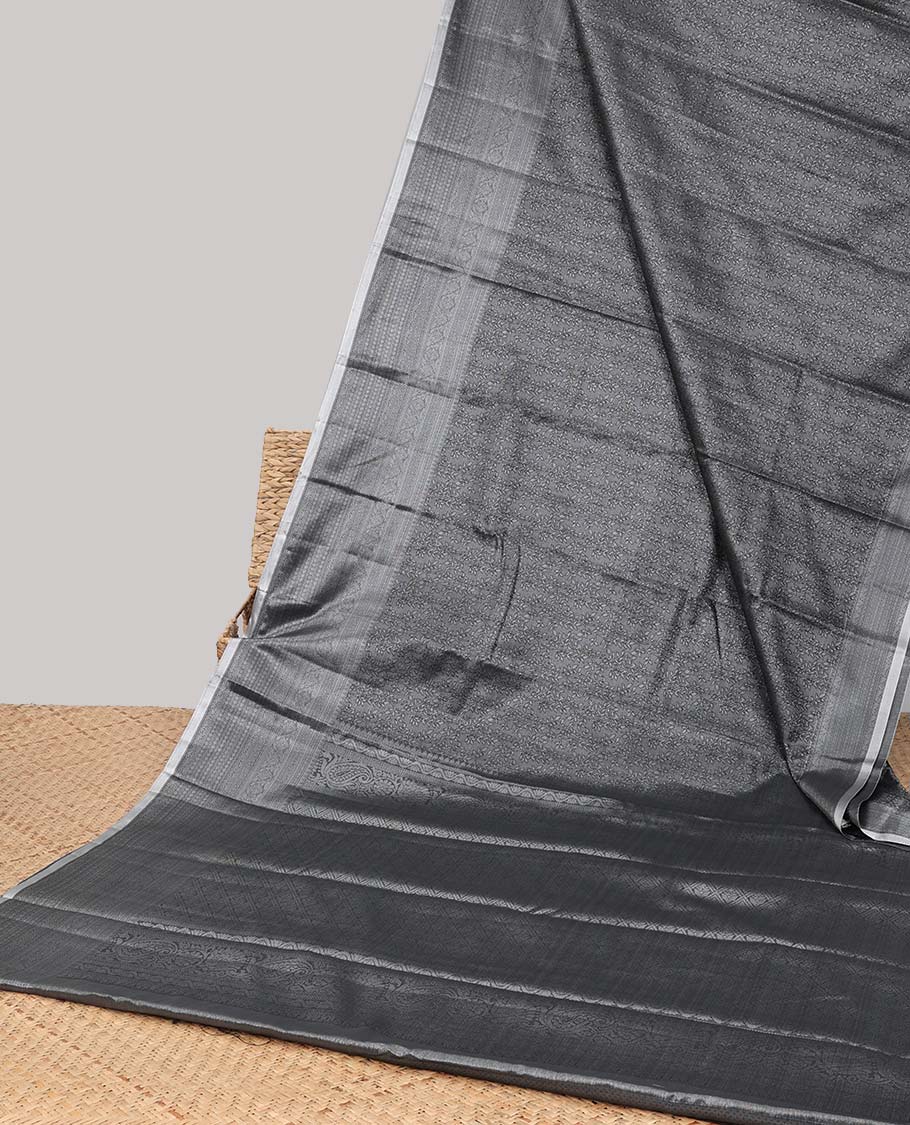 Black jacquard budget silk saree with self zari design border & traditional zari design pallu