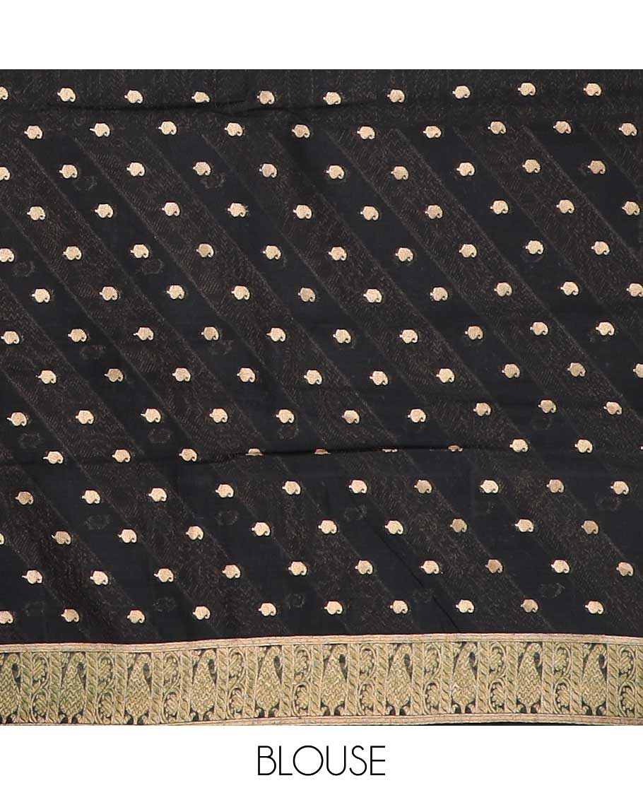 Multi-color floral, striped design with contrast intricate border & paisley design pallu