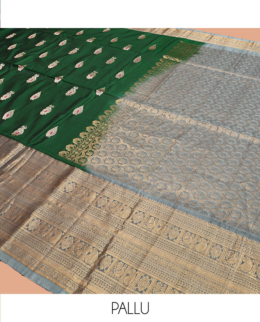 Green Uppada Silk Saree, Delicately Woven with Zari Buttas, Complemented by a Contrast Traditional Zari Border, Grand Pallu, and a Contrast Blouse
